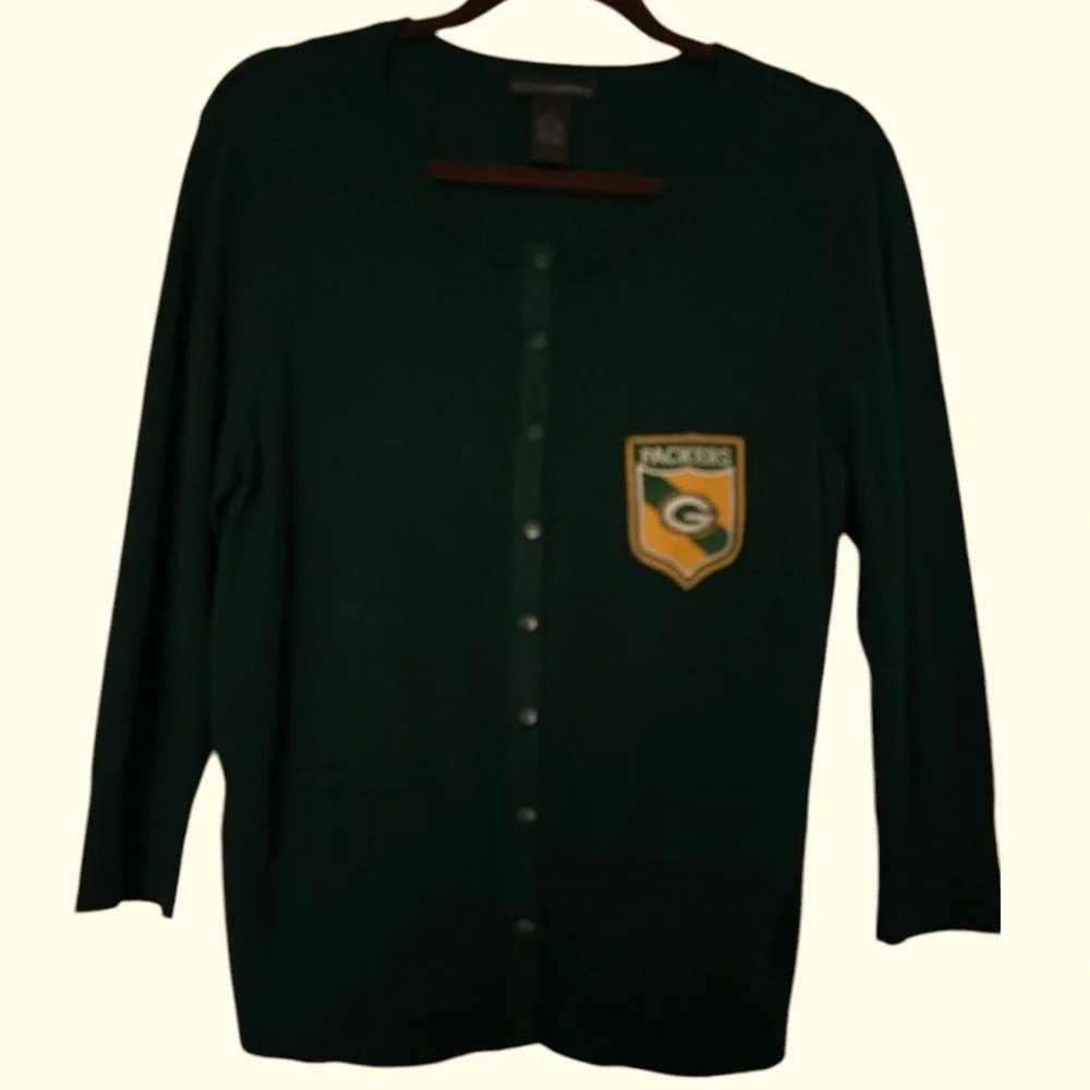 Packers sweater/cardigan, Grace Elements Large, deep green , yellow emblem.